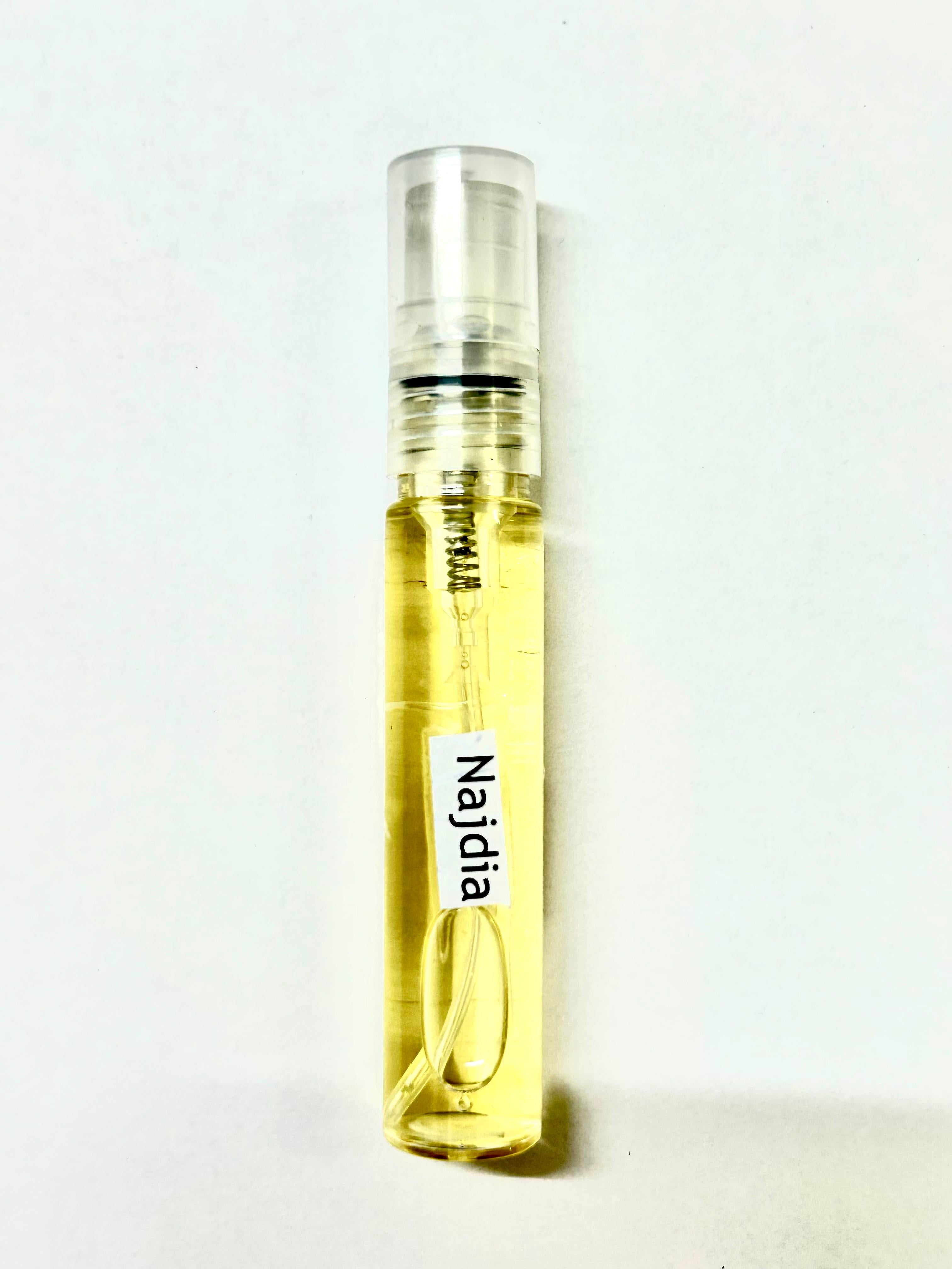 Decant/Sample Lattafa Najdia Eau De Parfum 10ml For Men & Women